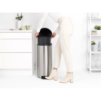 Brabantia Newicon Pedaalemmer 30L Mat Staal